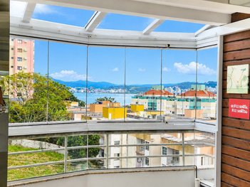 apartment em Rua João Meirelles, Abraão - Florianópolis - SC