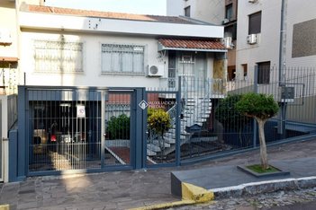 house em Rua Umbú, Passo da Areia - Porto Alegre - RS