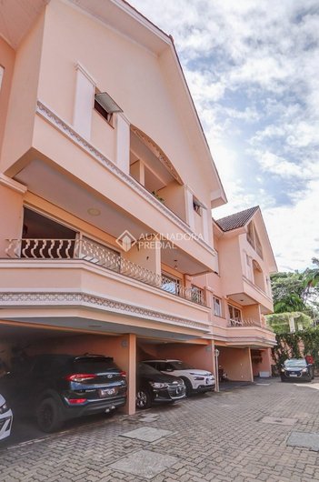 house em Avenida Coronel Marcos, Pedra Redonda - Porto Alegre - RS