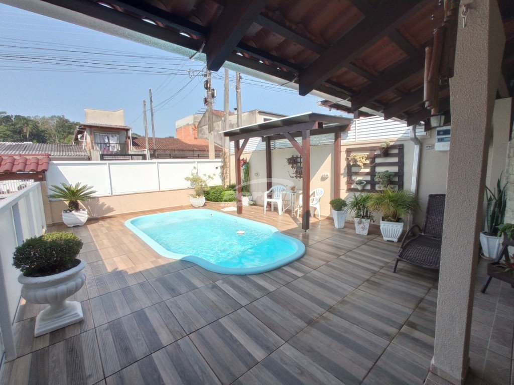 Área piscina