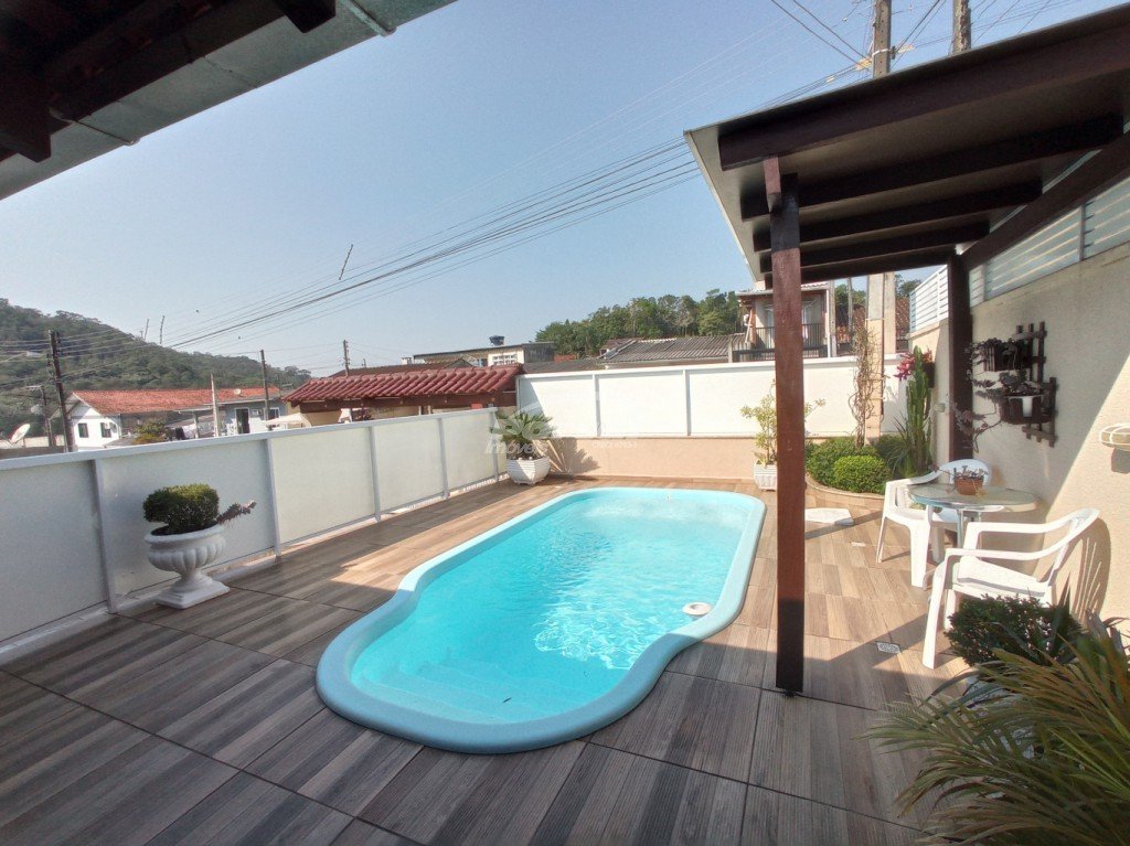 Área piscina