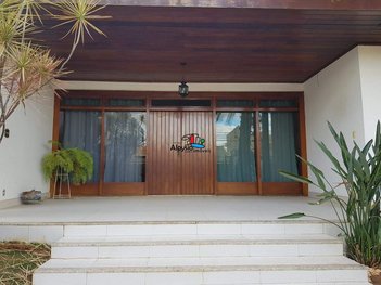 house em Rua Benedito Valadares, Centro - Sete Lagoas - MG
