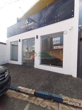 office em Rua Professor Francisco de Assis Madeira, Centro - Tietê - SP