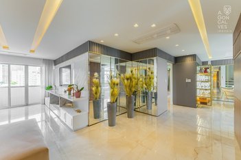 apartment em Rua Buenos Aires, Água Verde - Curitiba - PR