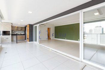 apartment em Rua Doutor José Áureo Bustamante, Santo Amaro - São Paulo - SP