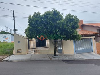 house em Avenida Doutor Vinício Gagliardi, Centro - Cerquilho - SP