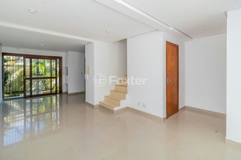 house em Rua Manoel Fernandes, Guarujá - Porto Alegre - RS