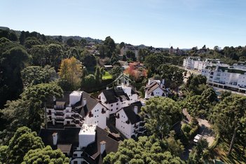 apartment em Rua Gastão Vidigal, Vila Campos do Jordão - Campos do Jordão - SP