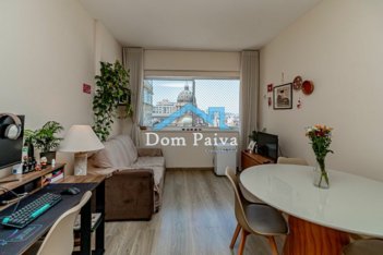 apartment em Rua Duque de Caxias, Centro Histórico - Porto Alegre - RS