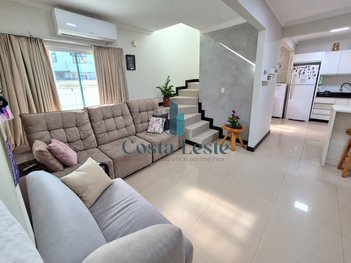 house em Rua Pascoal Moreira Cabral Leme, Nova Esperança - Balneário Camboriú - SC
