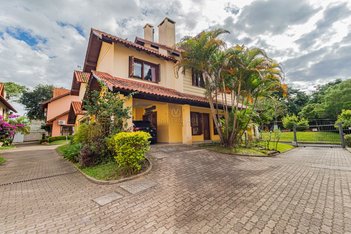 house em Luís Felipe Monmany, Espírito Santo - Porto Alegre - RS