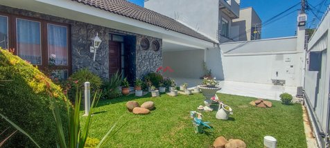 house em Rua Francisco Fruet, Novo Mundo - Curitiba - PR