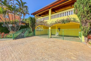 house em Estrada Fazendinha, Pousada dos Bandeirantes - Carapicuíba - SP