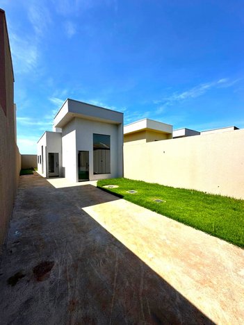 house em Rua Almirante Tamandaré, Jardim Ipanema - Goiânia - GO