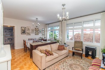 apartment em Rua Mostardeiro, Rio Branco - Porto Alegre - RS