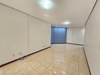 apartment em SQN 311 Bloco E, Asa Norte - Brasília - DF