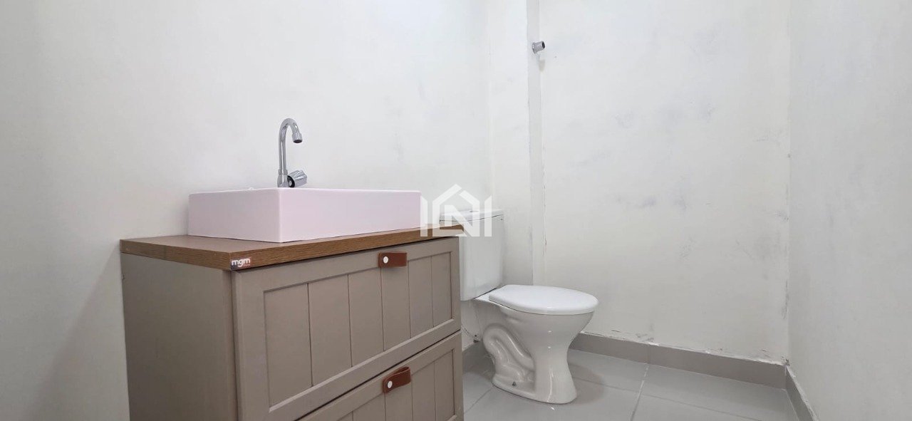 sala para locacao banheiro