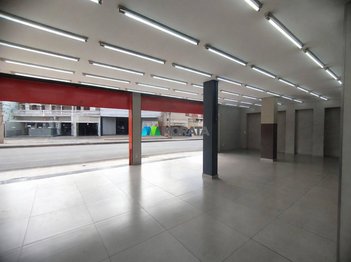 business em Avenida Silva Lobo, Prado - Belo Horizonte - MG