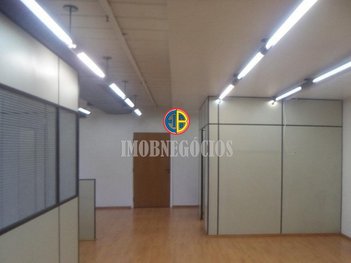 office em Sansao Alves dos Santos, Cidade Monções - São Paulo - SP