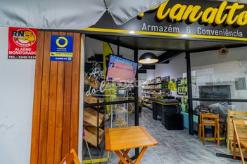 business em Rua Vitório Francisco Giordani, Jardim Itu - Porto Alegre - RS