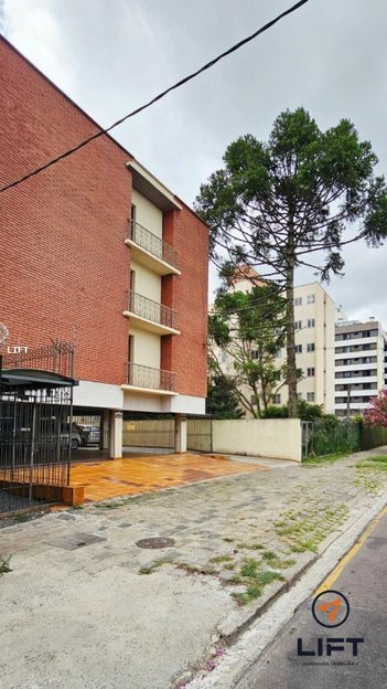 apartment em Rua José de Alencar, Juvevê - Curitiba - PR