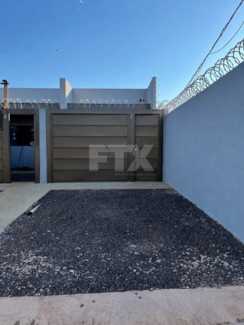 house em Rua Lagoa da Prata, Jardim Centenário - Campo Grande - MS
