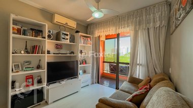 apartment em Rua Estácio de Sá, Chácara das Pedras - Porto Alegre - RS