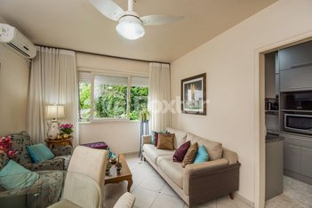 apartment em Rua Buenos Aires, Jardim Botânico - Porto Alegre - RS