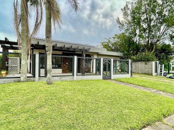 house em Rua Rio Jacuí, Centro - Xangri-Lá - RS