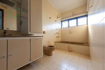 house em Avenida Major Novaes, Centro - Jaboticabal - SP