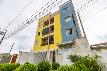 apartment em Rua Doutor Jayme Franca, São Cristóvão - São José dos Pinhais - PR