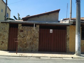 house em Rua Sargento Elias Pereira dos Reis, Residencial e Comercial Cidade Morumbi - Pindamonhangaba - SP