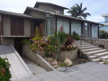house em Estrada Vereador Onildo Lemos, Ingleses do Rio Vermelho - Florianópolis - SC