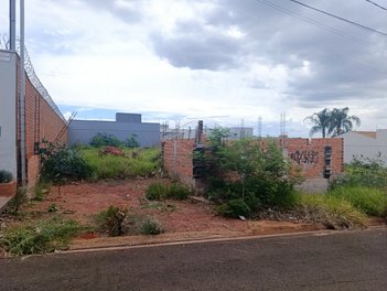 house em Rua Augusto Antônio Rinaldi, Jardim Juliana - Jaú - SP