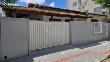 house em Rua Quintino Loureiro, Polivalente - Aracruz - ES