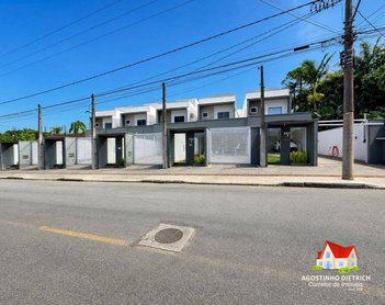 house em Rua Riachuelo, Bom Retiro - Joinville - SC