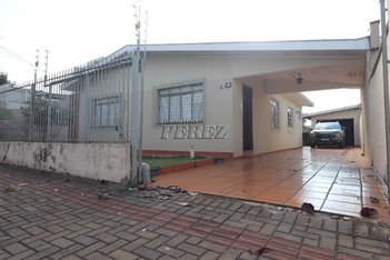 house em Rua Cornélio Procópio, Aurora - Londrina - PR