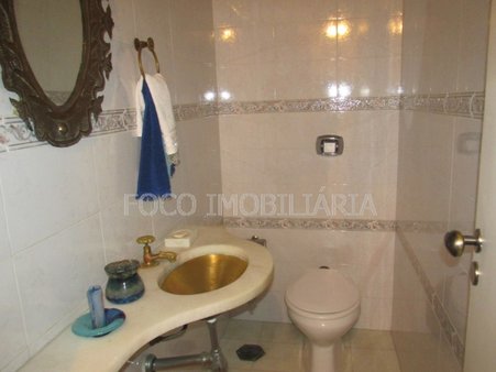 Cômodo Condomínio