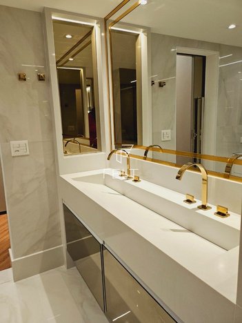 apartment em Rua Jerônimo da Veiga, Jardim Europa - São Paulo - SP