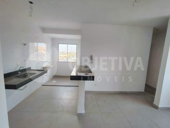 apartment em Avenida Arnaldo Contursi, Marta Helena - Uberlândia - MG
