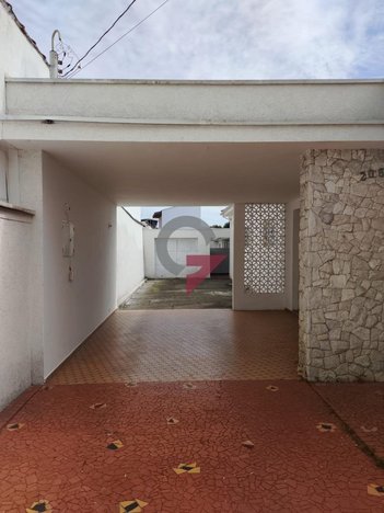 house em Rua Cônego José Luiz Pereira Ribeiro, Vila Nossa Senhora das Graças - Taubaté - SP