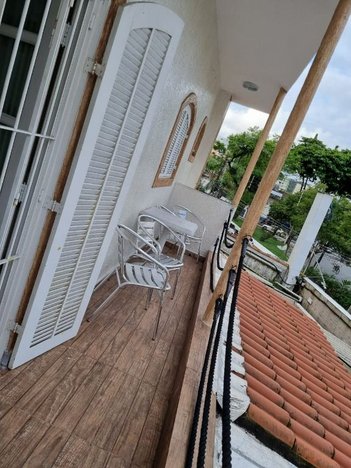hotel em Praça Barnabé da Silva Almeida, Pitangueiras - Guarujá - SP