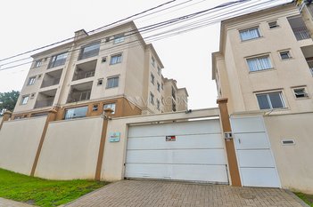 apartment em Rua Augusto Ricciardella Correia, Santo Inácio - Curitiba - PR