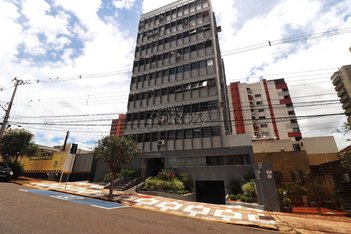 office em Rua Espírito Santo, Centro - Londrina - PR