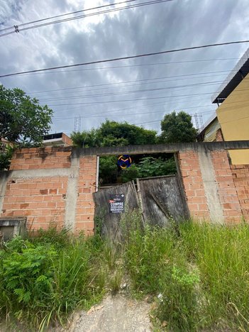 land_lot em Rua Treze, Castanheira - Santa Luzia - MG