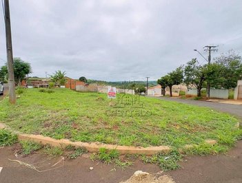 land_lot em Rua Emílio Mahler, Jardim Esperança - Londrina - PR