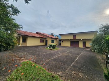 agricultural em Avenida General Osório, Centro - Maquiné - RS