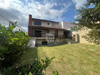 house em Rua Doutor Sátilas do Amaral Camargo, Tingui - Curitiba - PR