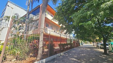 apartment em Avenida Ganzo, Menino Deus - Porto Alegre - RS