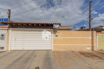 house em Avenida Antônio Caetano Casaletti, Loteamento Santo Antônio - Jaboticabal - SP